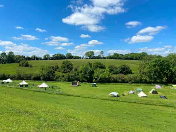 Unpowered grass tent, trailer tent or campervan site (2 adults and 3 children)
