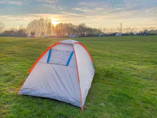 Non-electric grass and earth tent or trailer tent pitch