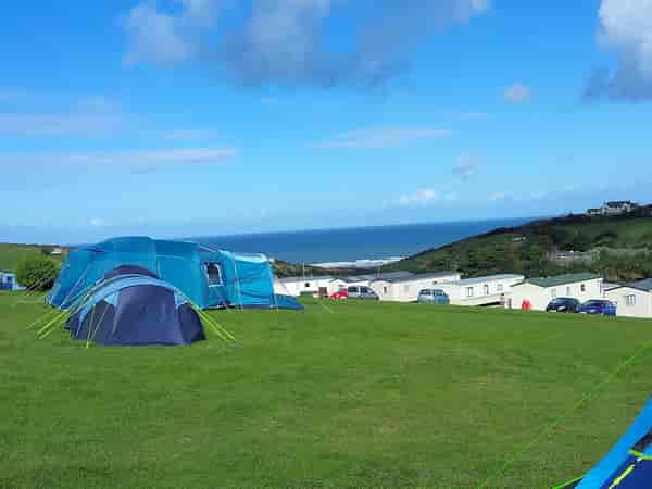 Non-electric grass tent or trailer tent pitch
