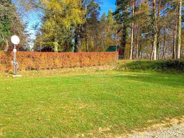Fully-serviced mixed pitch (comfort)