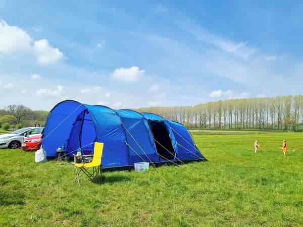 Non-electric grass tent or motorhome pitch