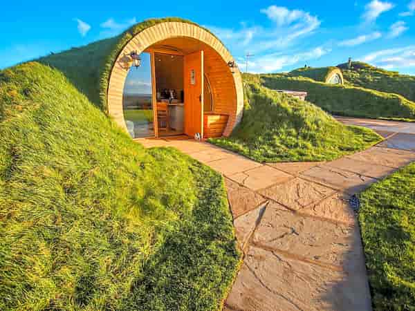 Hare's View camping pod (2 adults and 2 children)