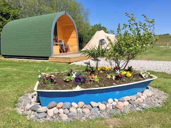 Camping pod