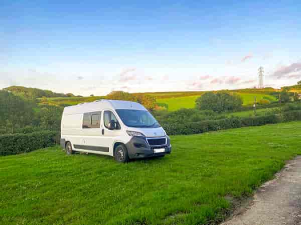 Non-electric grass and earth pitch