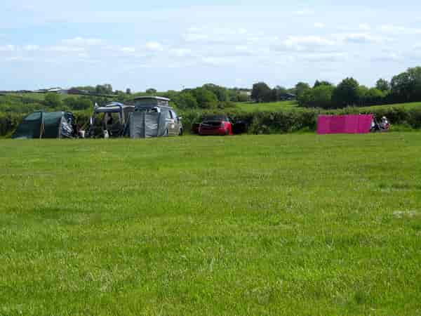 Non-electric grass tent or motorhome pitch