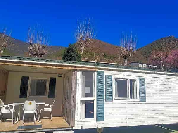Mobil-home 2 chambres (4 personnes)