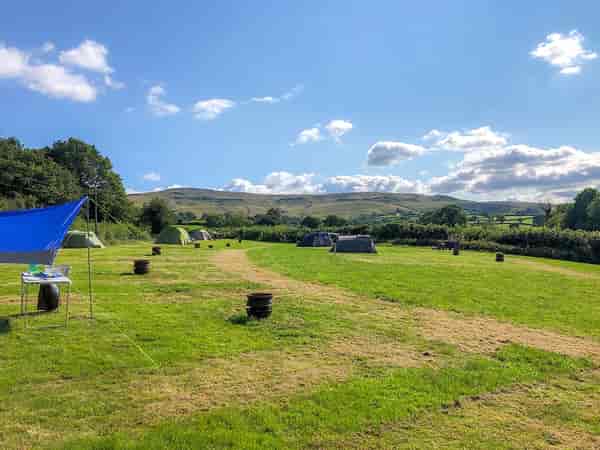 Non-electric grass tent pitch