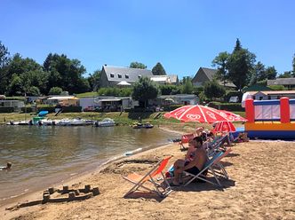 Camping Le Port De Neuvic Neuvic Tarifs 2019 Pitchup