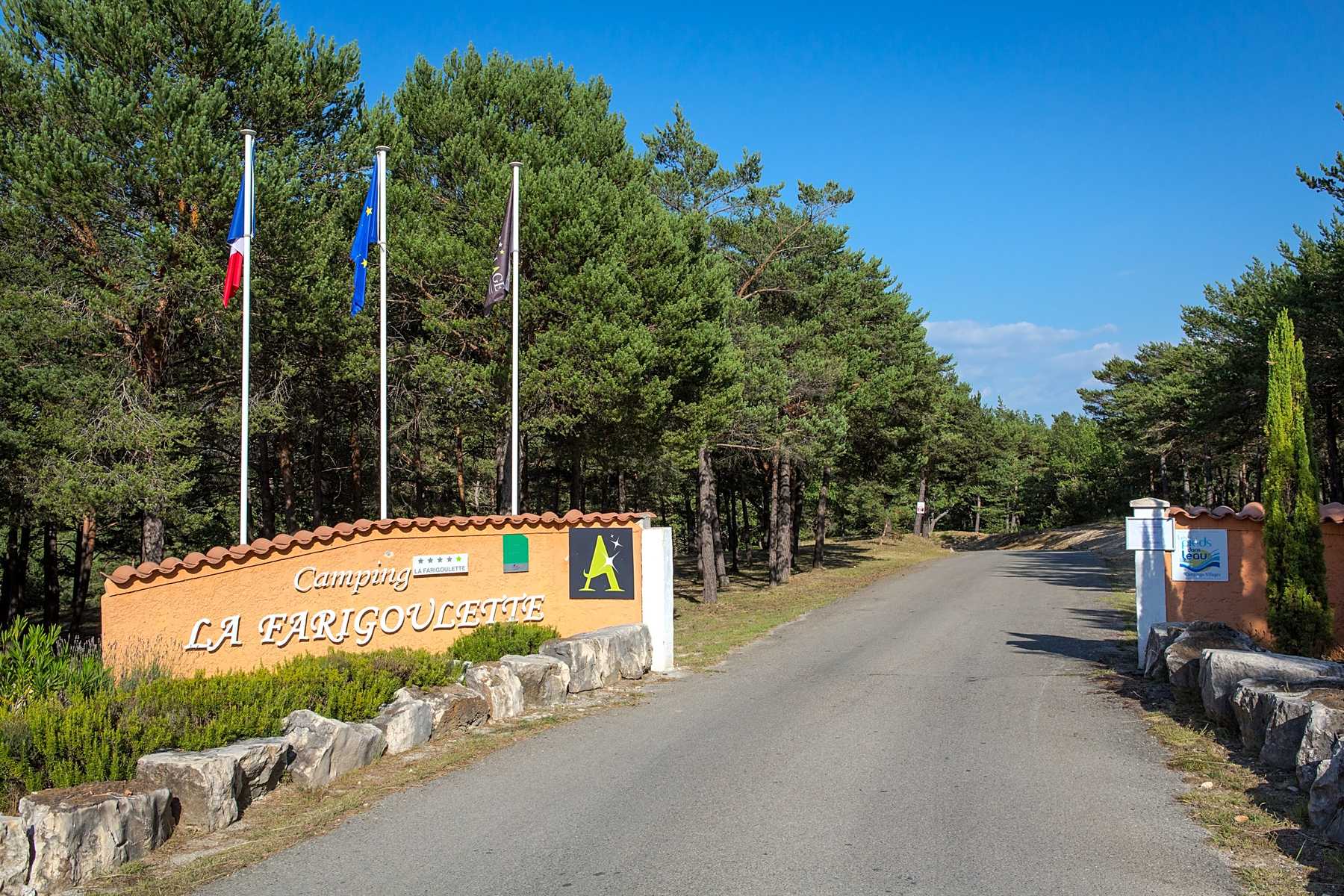 1029 Route De Montpezat 04500 Saint Laurent Du Verdon Camping La Farigoulette, Saint-Laurent-du-Verdon - Pitchup®