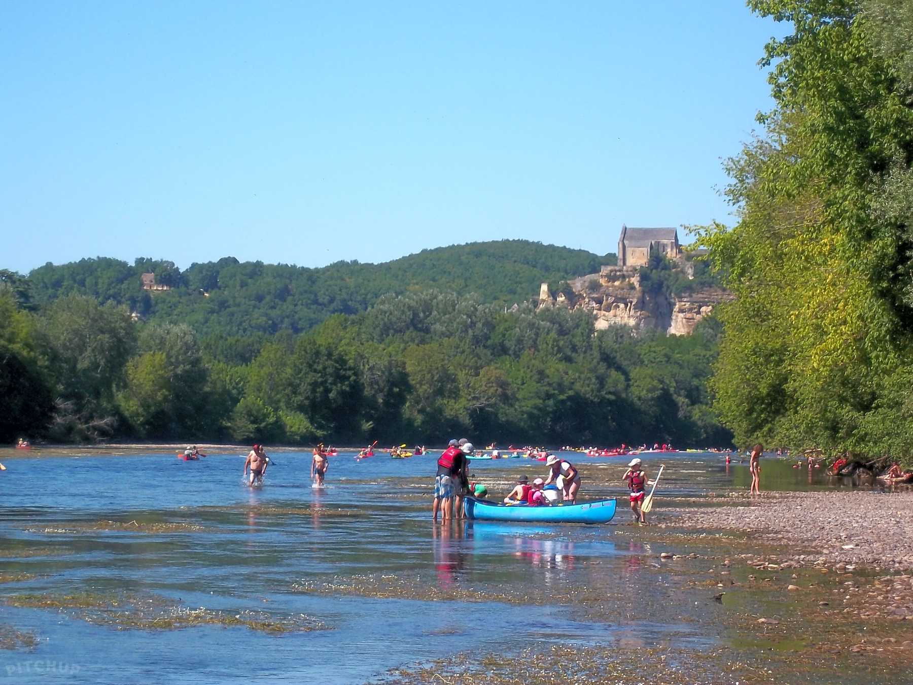 Camping La Cabane Vezac Updated 2019 Prices Pitchup