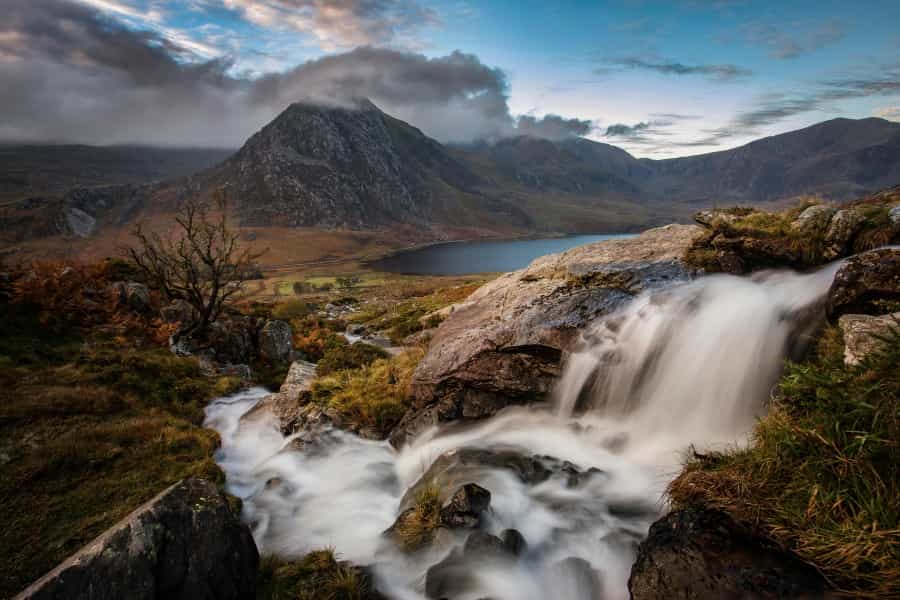 There are lots of stunning waterfalls to seek out in Snowdonia (Neil Mark Thomas/Unsplash)