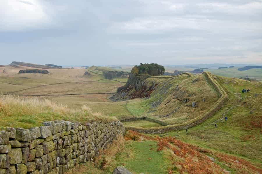 Hadrian’s Wall crosses the north of England from coast to coast (Pixabay) 