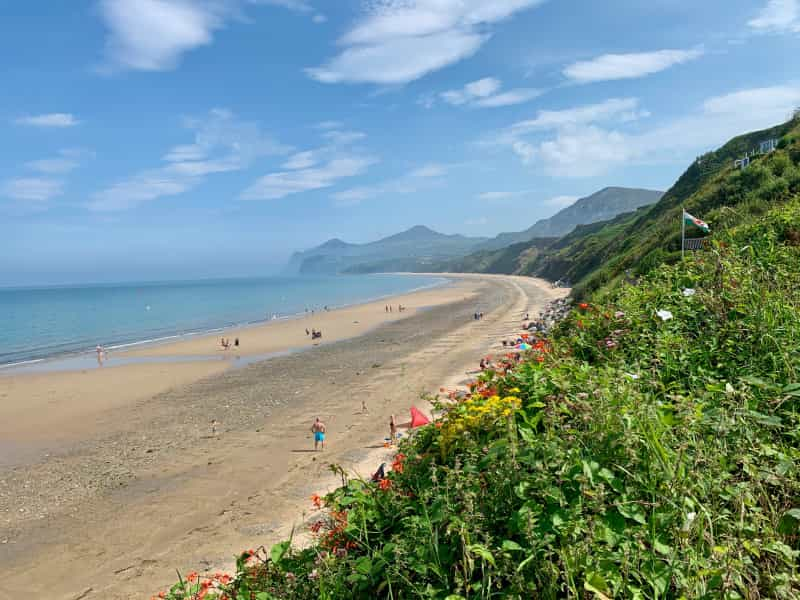 Start your road trip by exploring the stunning beaches of the Llŷn Peninsula (Agnieszka Mordaunt / Unsplash)