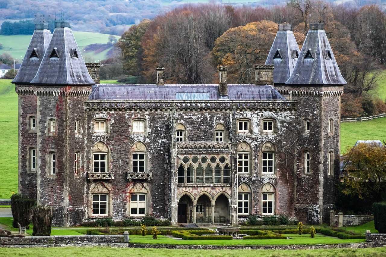 Newton House on the Dinefwr circular walk