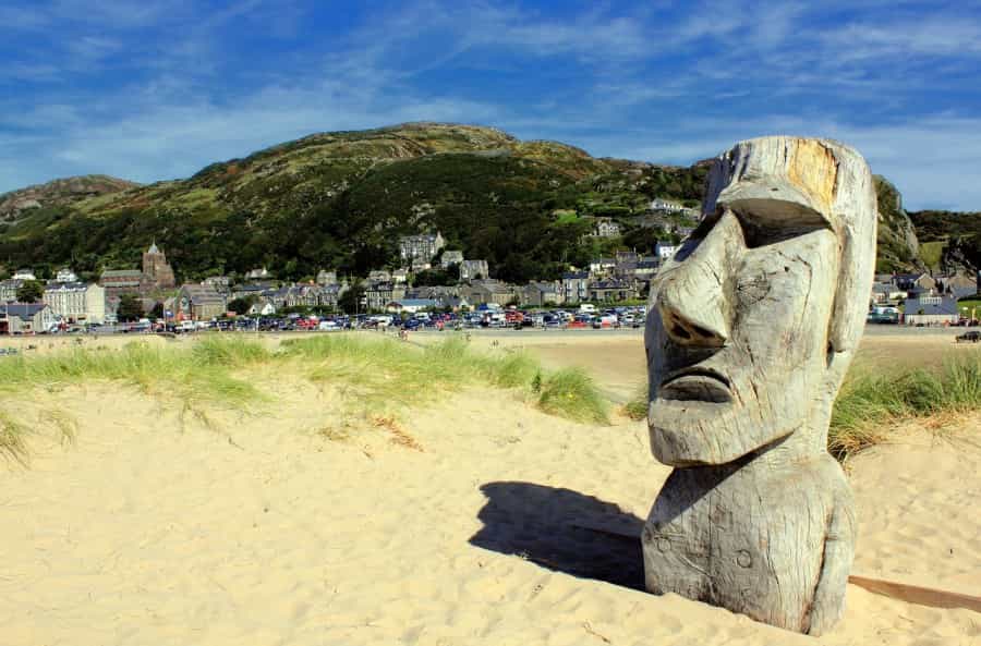 Barmouth Harbour (InspiredImages/Pixabay)