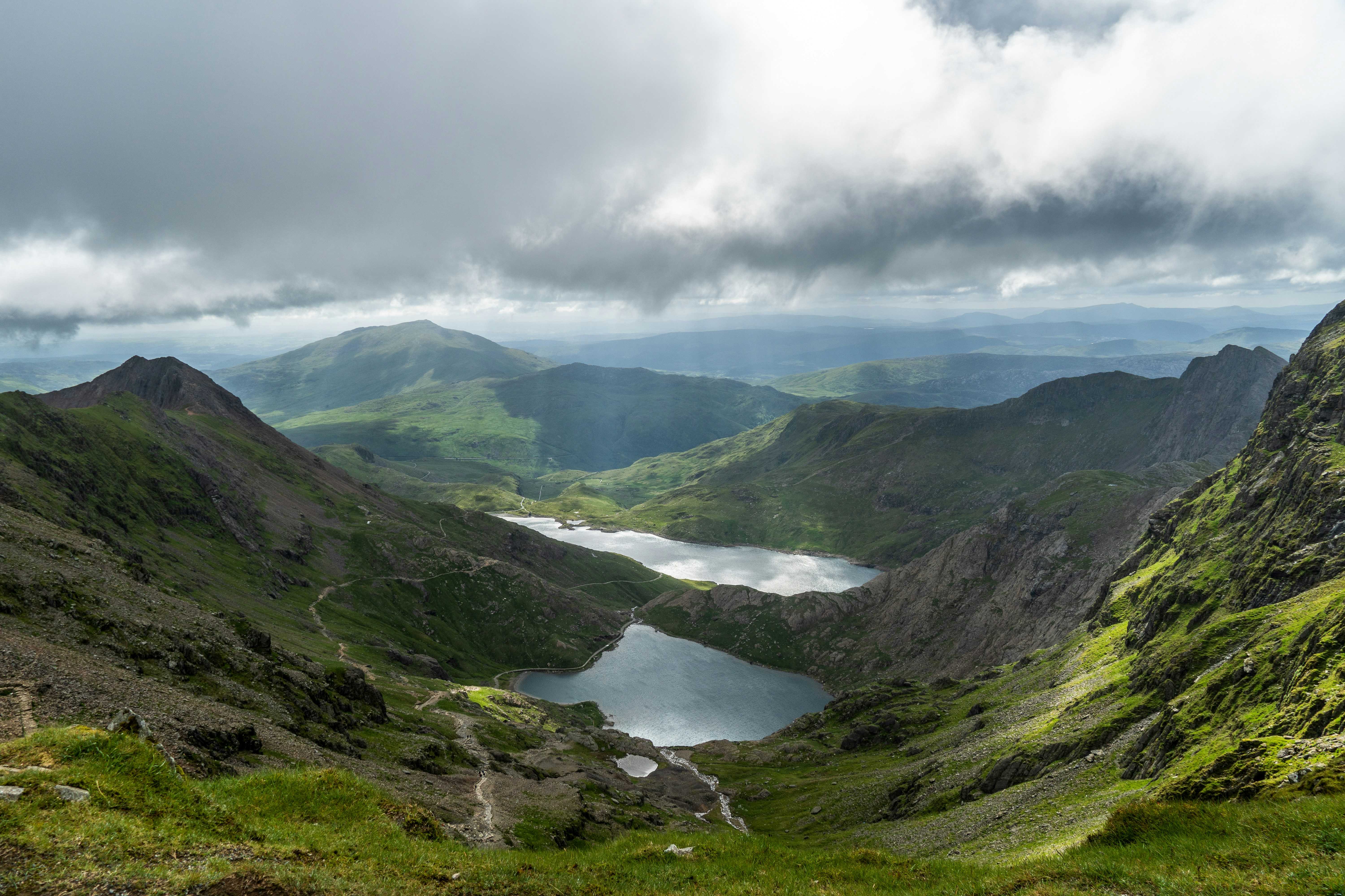  Views from the Snowdon/Yr Wyddfa paths (Josh Kirk/Unsplash)