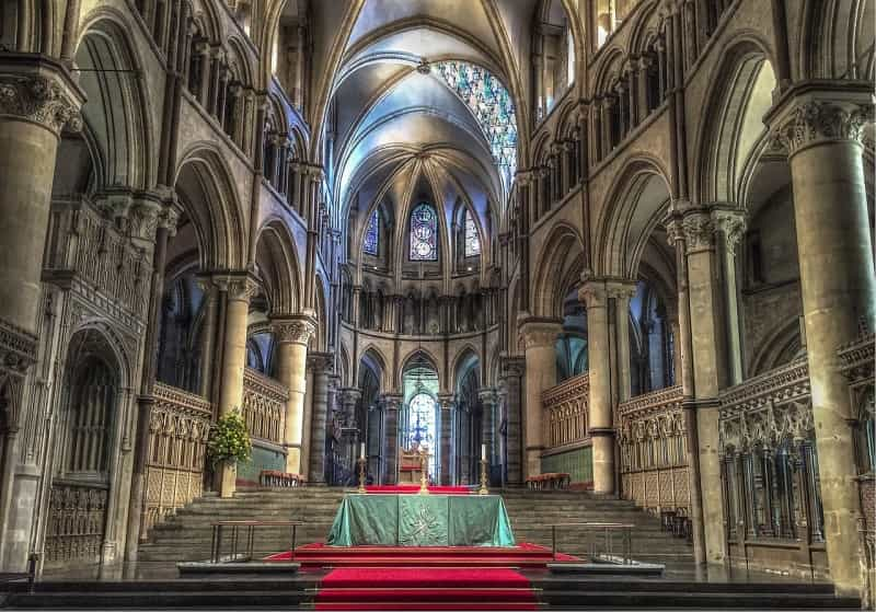 The interior of Canterbury Cathedral (Pixabay)