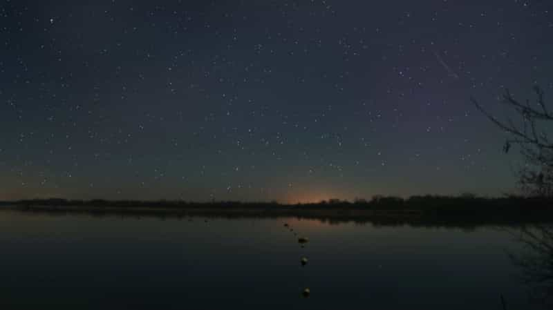 Dark-sky camping in Norfolk (Max Leveridge on Unsplash)