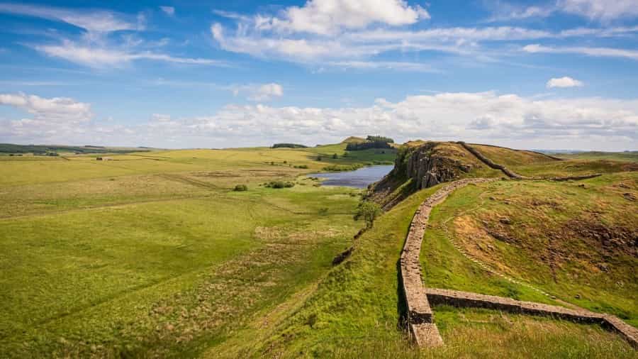 Hadrian’s Wall (Ianproc64/Pixabay)