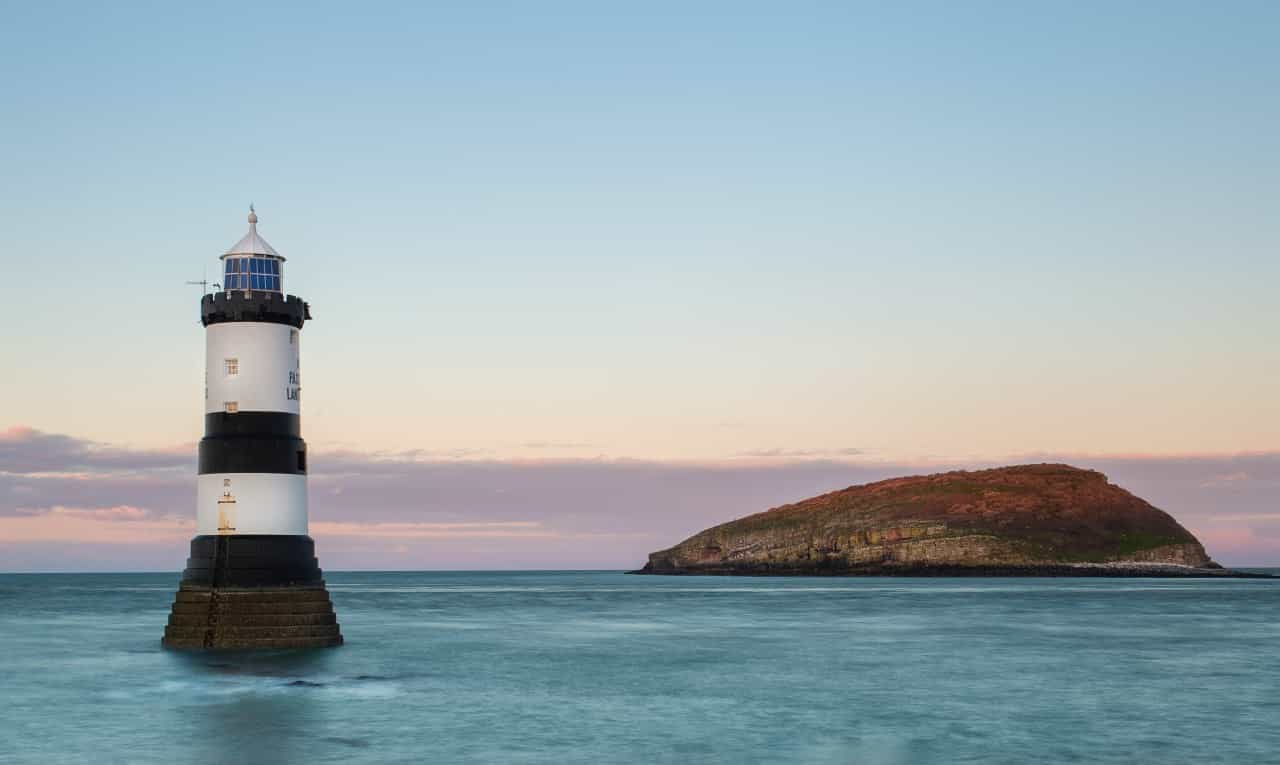 Trwyn Du Lighthouse at Penmon on Anglesey (Neil Mark Thomas / Unsplash)