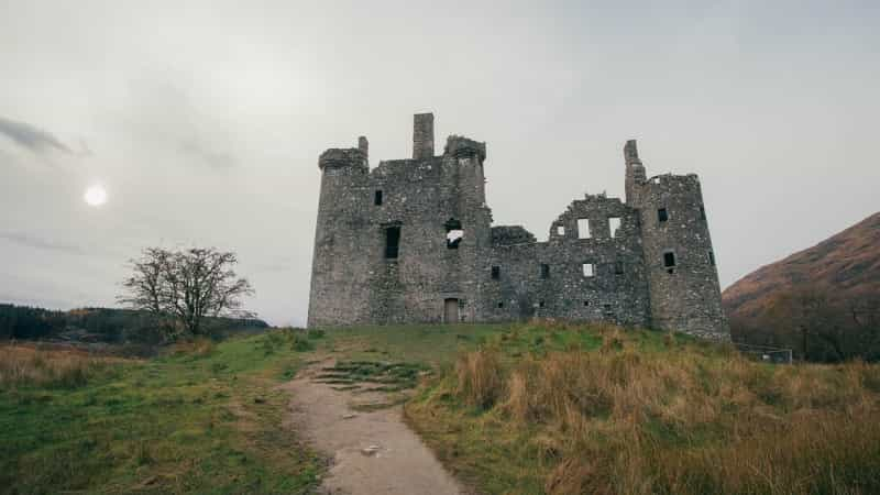 The brooding ruins at Kilchurn Castle 