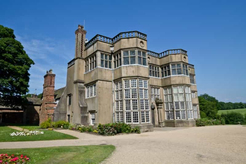 Astley Hall (Michael D Beckwith on Unsplash)