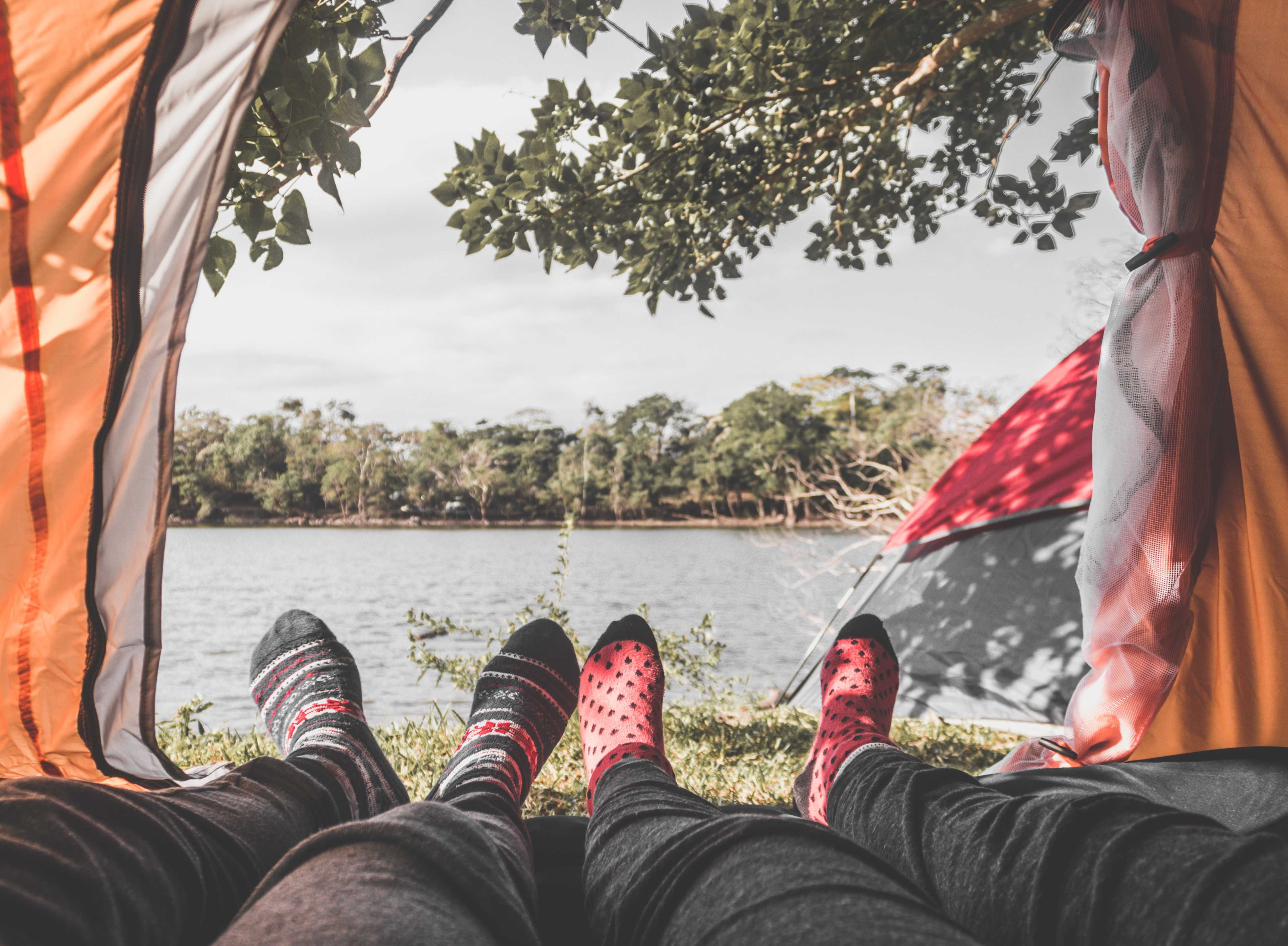 Some well-chosen essentials can make camping life more comfortable (photo: Kyle Glenn/Unsplash)