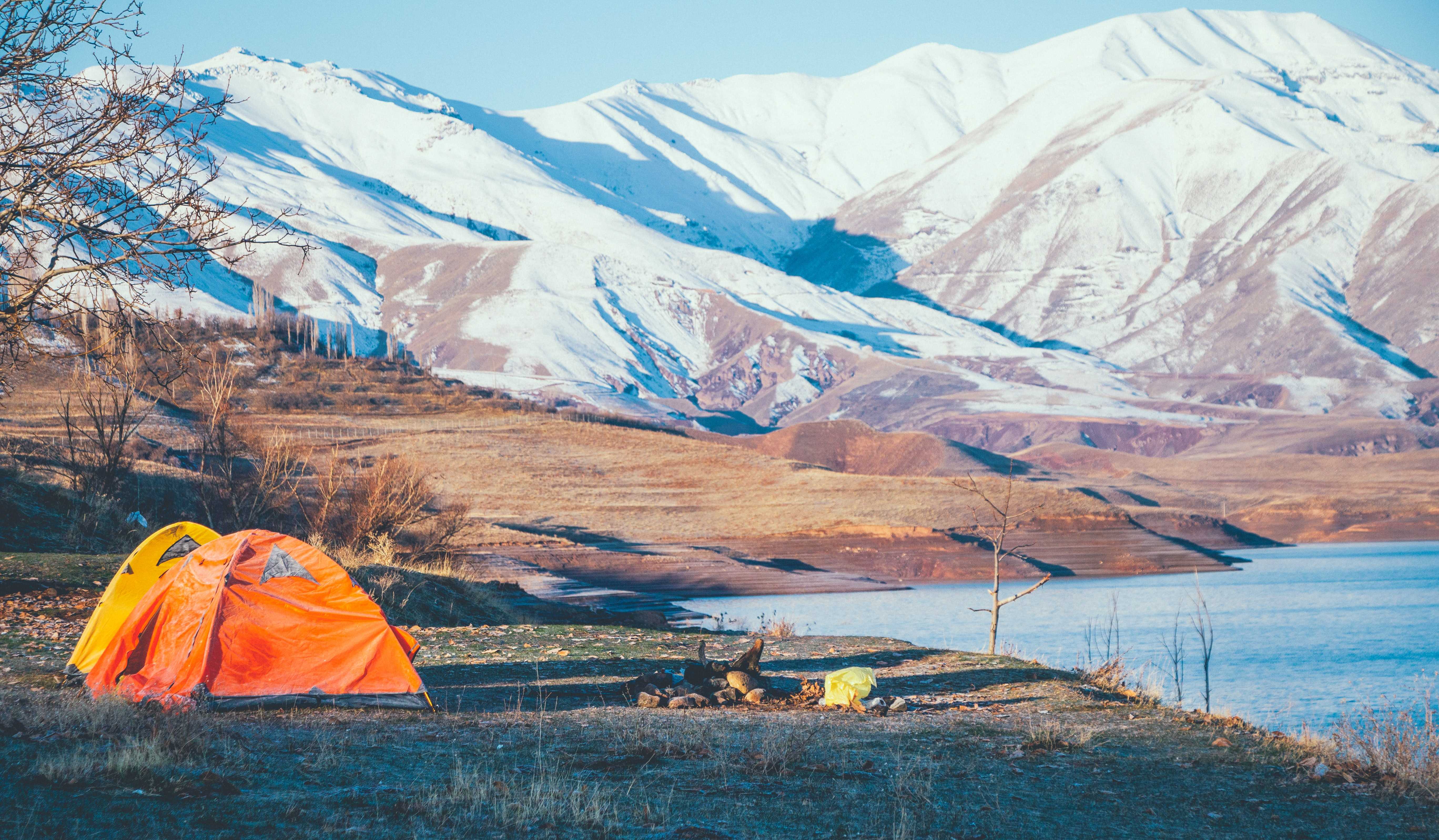 Learn to heat your tent properly and you'll stay warm even when the temperature drops (Sara Moezzi/Unsplash)