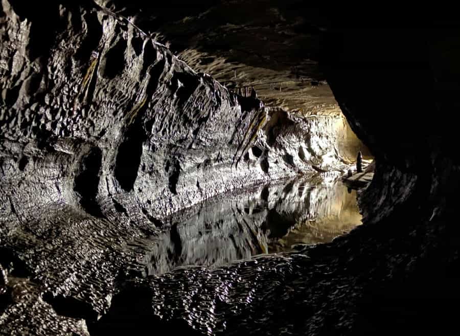Ingleborough Cave (Matt Noble/Unsplash)
