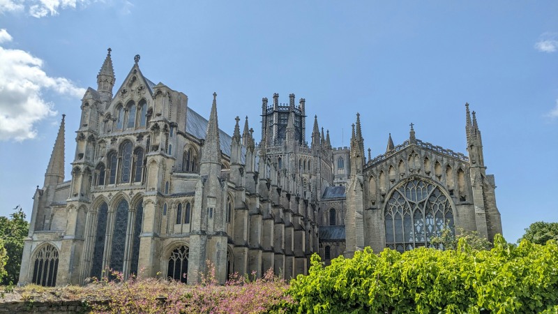 The huge and impressive Ely Cathedral (Div Manickam/Unsplash)