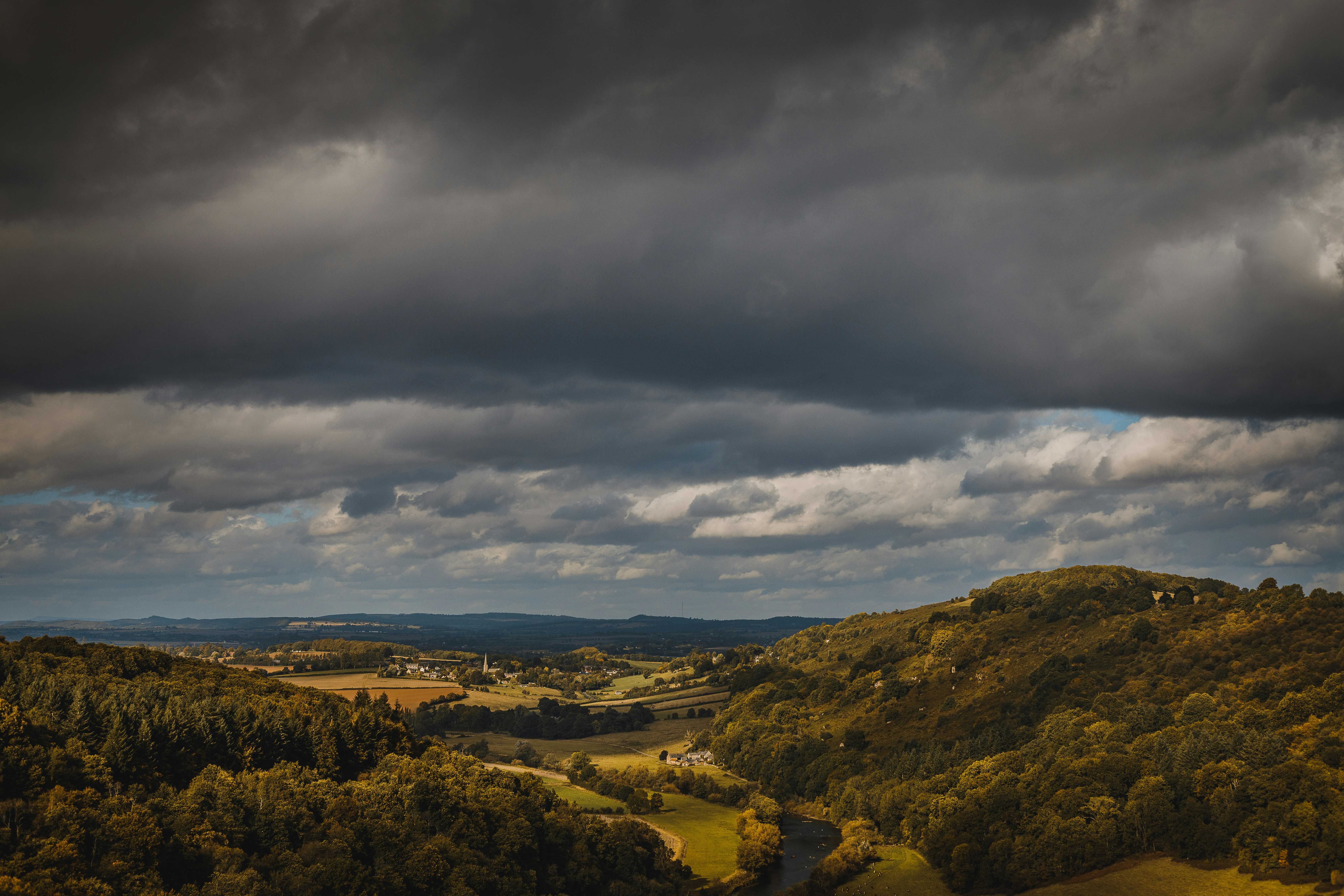The River Wye and the village of Goodrich from Symonds Yat Rock/Rob Wicks/Unspash