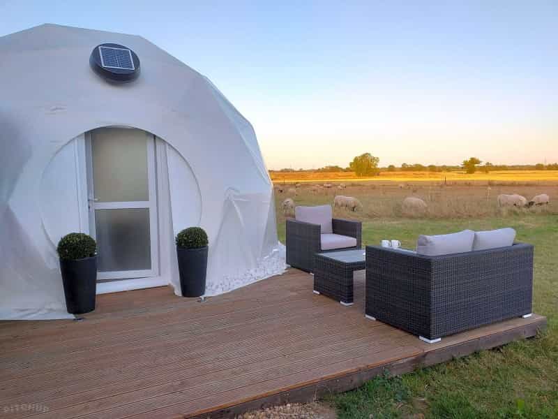 Glamping just a few miles from Cambridge city centre