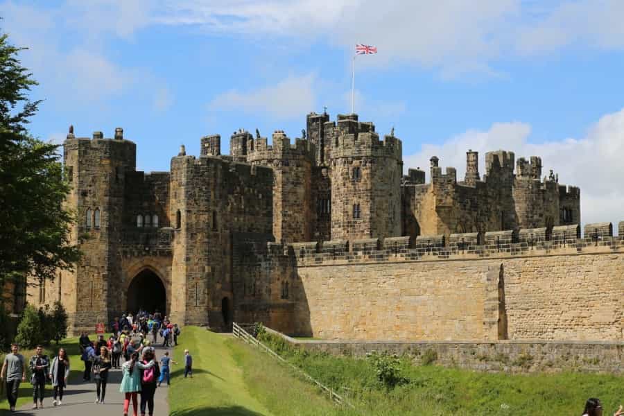 Alnwick Castle (Nickfrom/Pixabay)