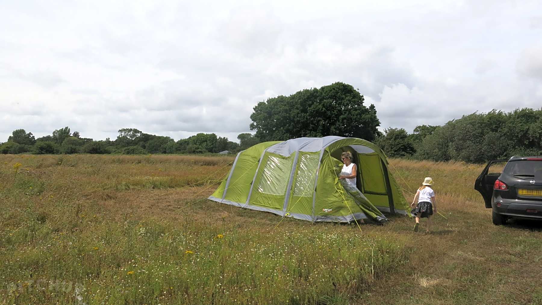 Find Cheap Tent Camping Sites In Selsey West Sussex Pitchup