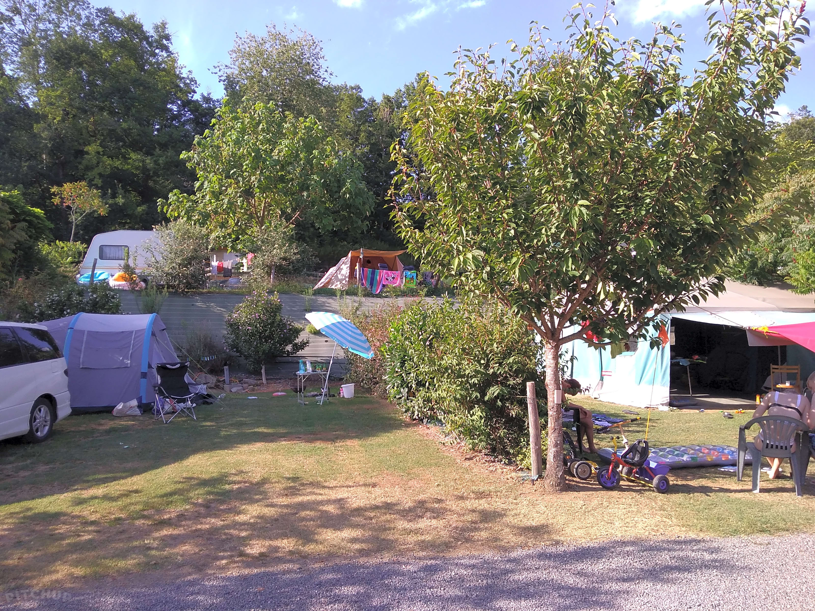 Camping de la Rivière, Exideuil, Charente Updated 2024 prices