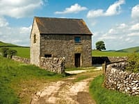 Sleeps 12, with dale walks from the door Sleeps 12, with dale walks from the door