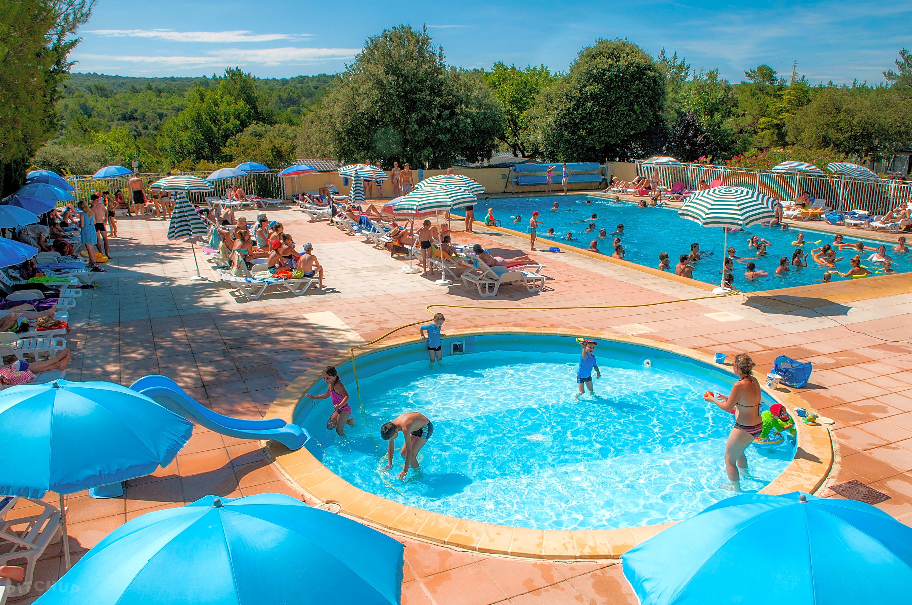 Camping Coteau De La Marine, MontagnacMontpezat Pitchup®