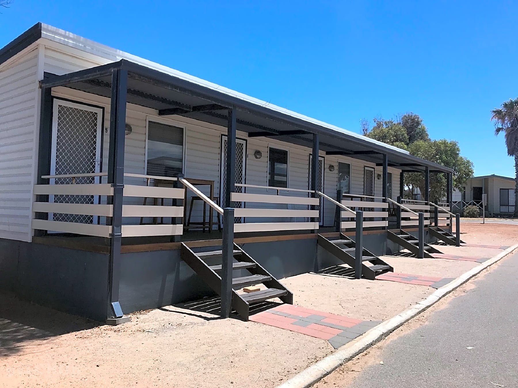 Sunset Beach Holiday Park, Geraldton Pitchup®