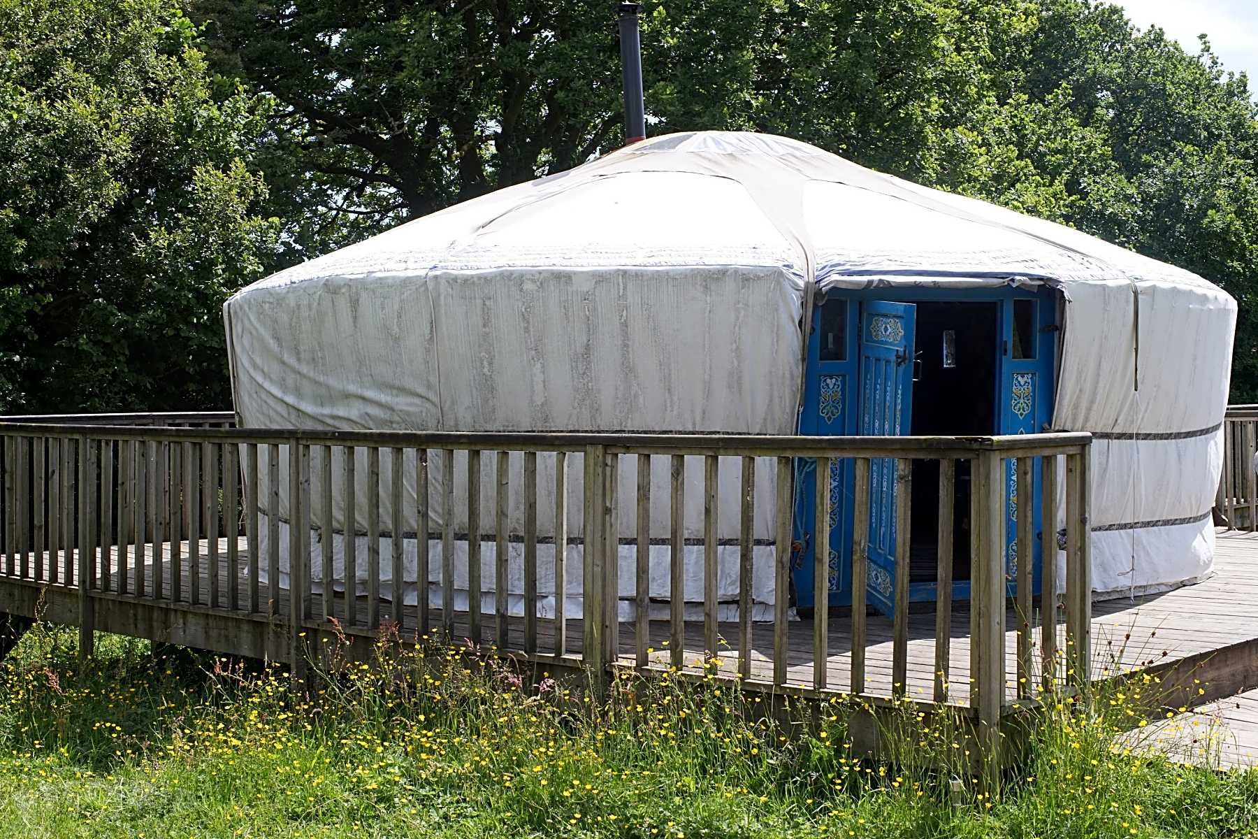Book Yurt Tipi Bell Tent And Dome Sites In Swansea Glamorgan
