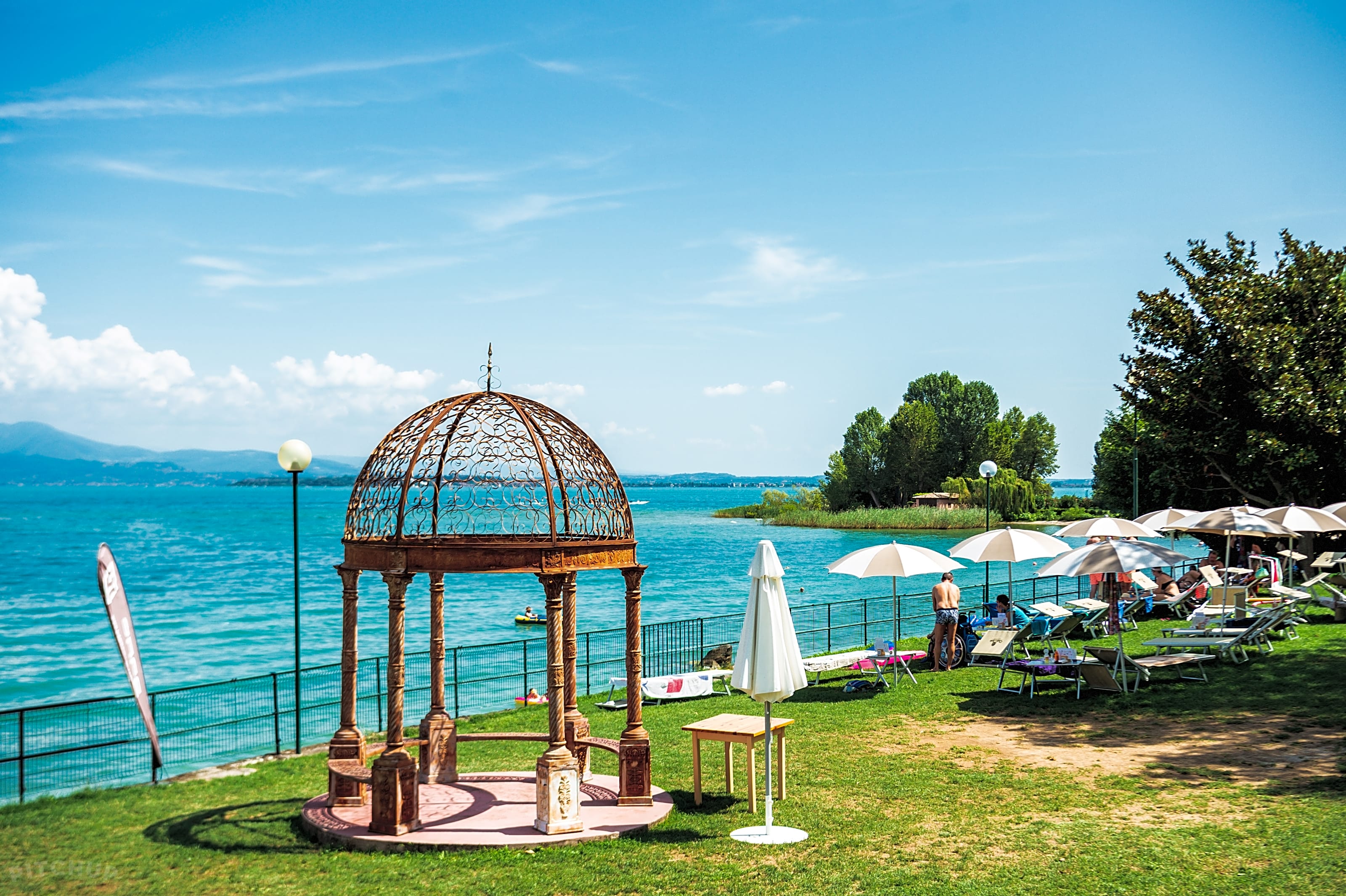 Desenzano Camping Village Desenzano Del Garda Pitchup