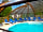 Camping Caravanning Pommiers des Trois Pays: The retractable roof over the sun deck