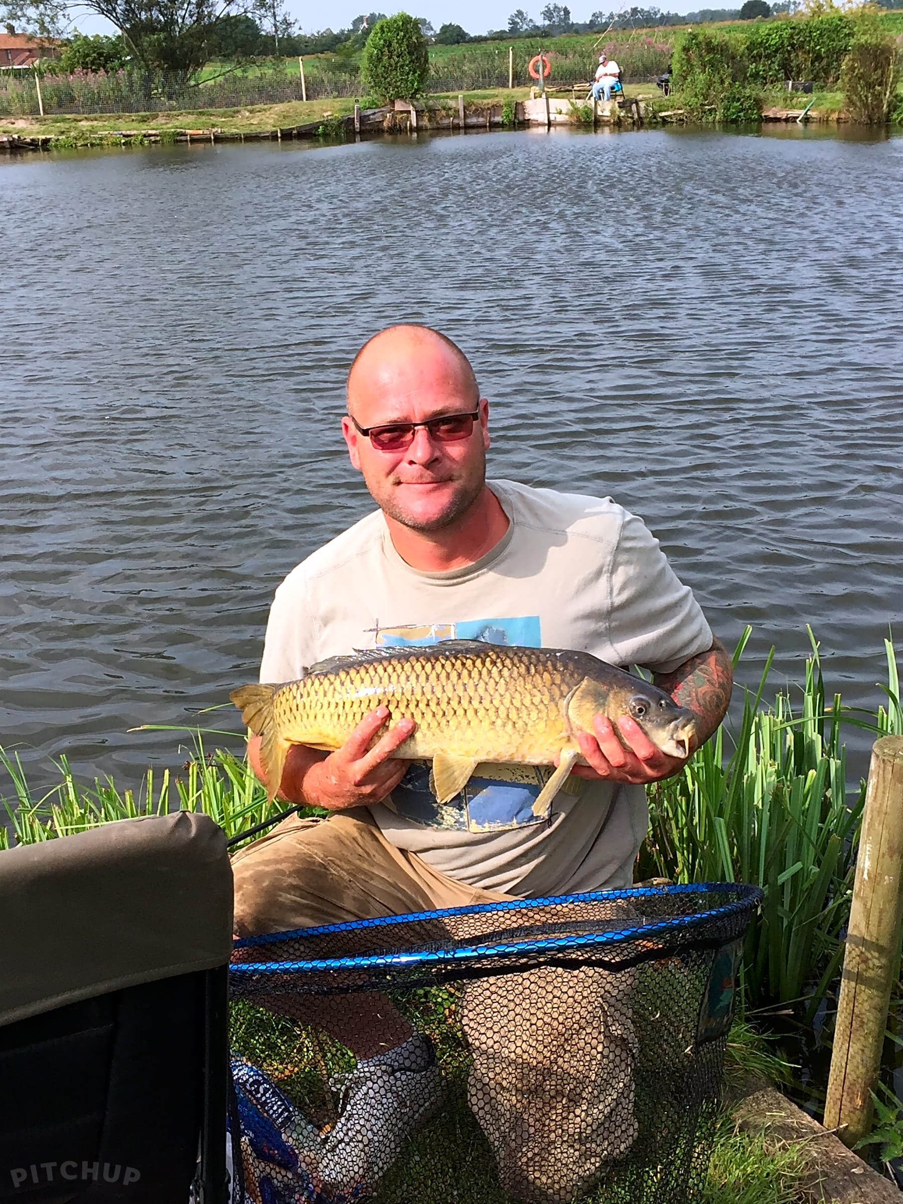 Field shop farm fisheries