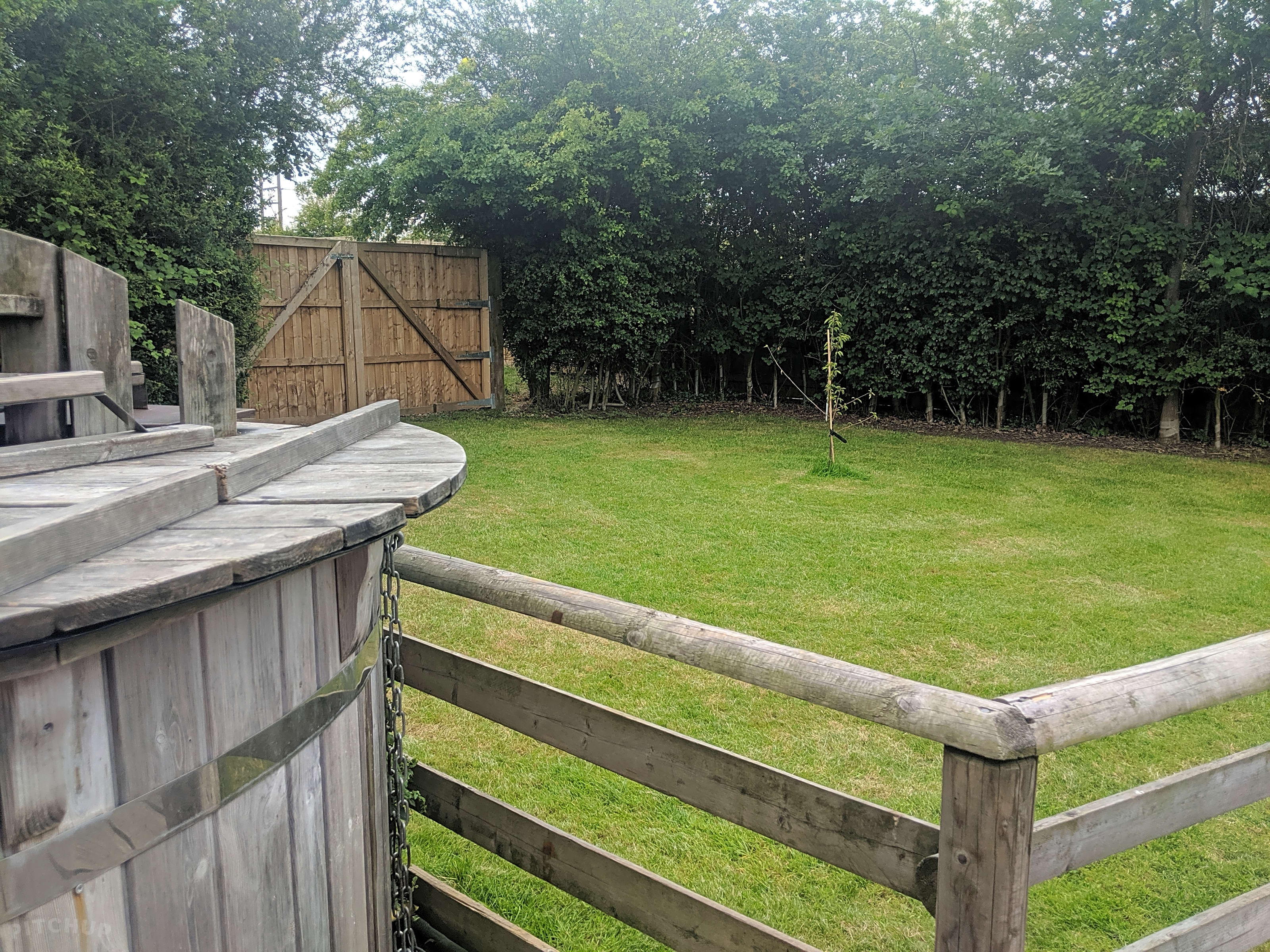 Lee Wick Farm Cottages and Camping, St Osyth Pitchup®