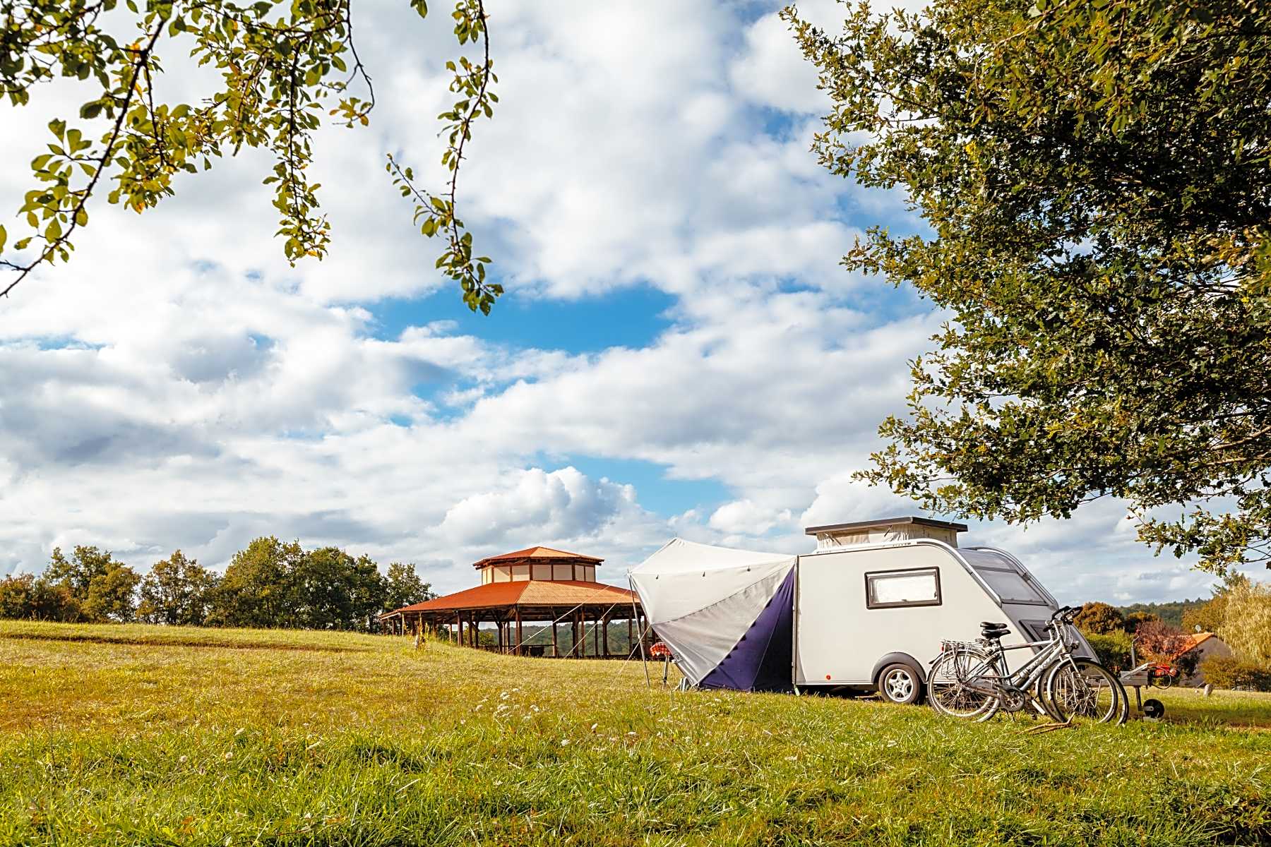 Mareuil en Périgord, Dordogne, France Campings avec emplacements pour