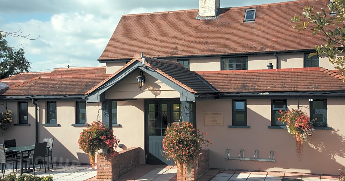 The Castlefields, Clifford Pitchup®