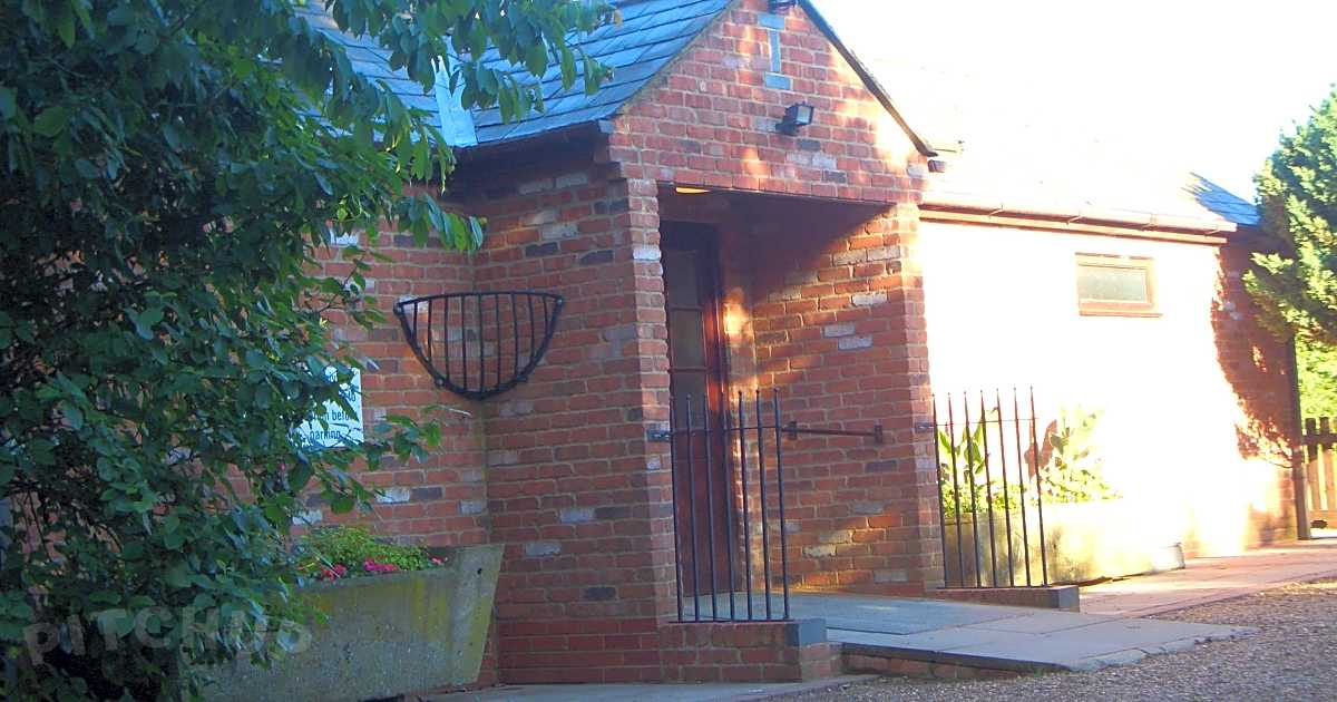 Anita's Touring Caravan Park, Banbury