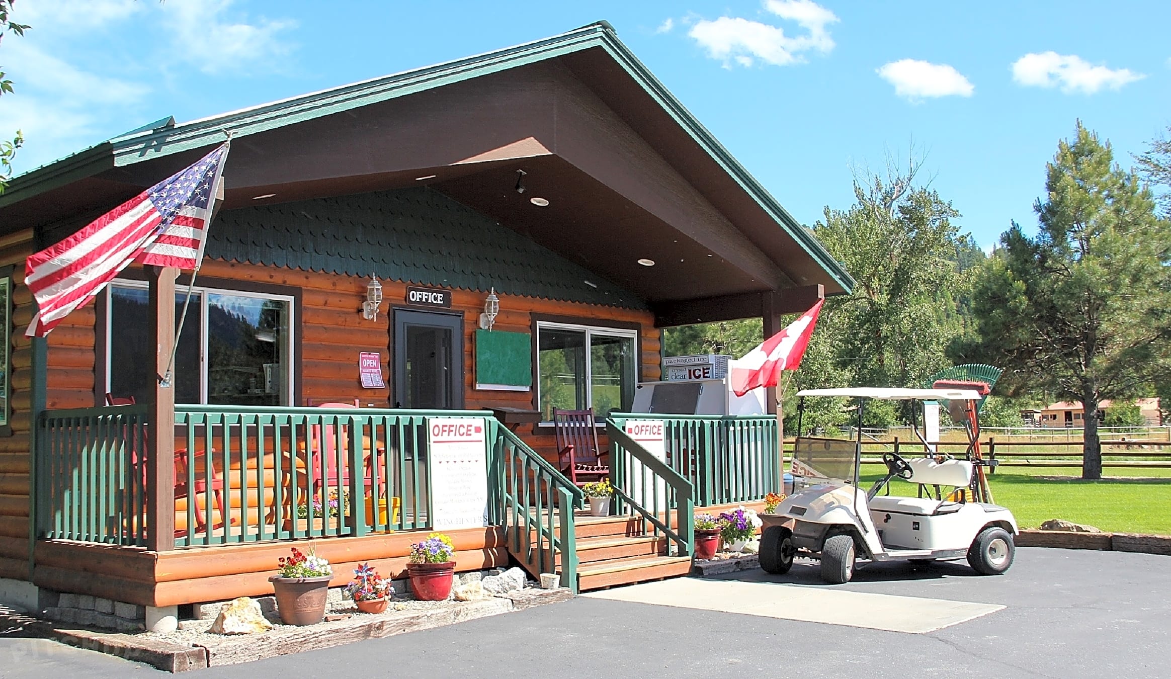 Winchester RV Park, Republic Pitchup®