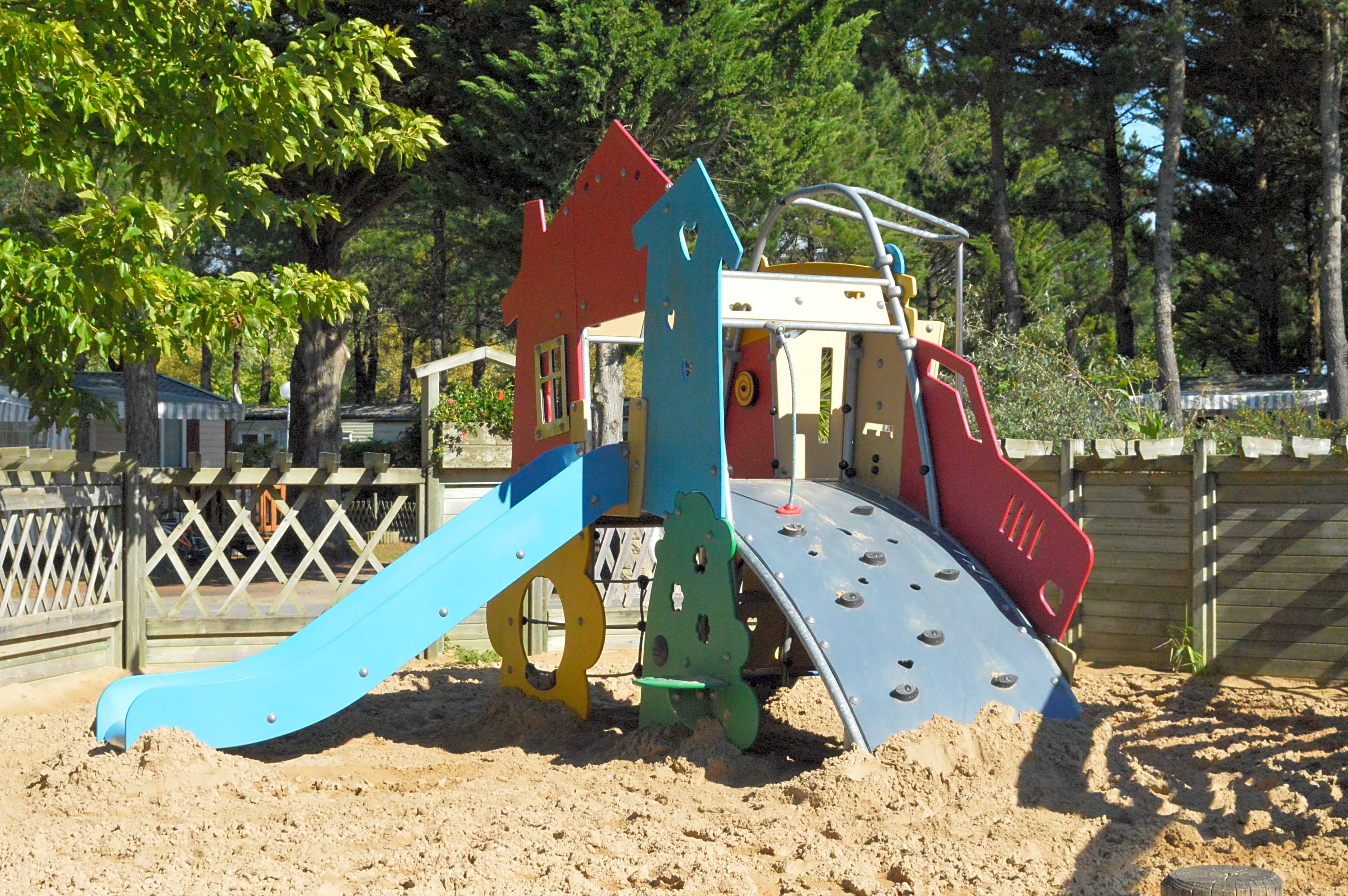 Tiegezh au Camping Le Bois Dormant, Saint-Jean-de-Monts ...