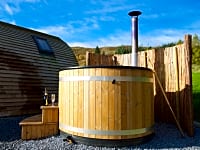 Premium Wigwam with hot tub Premium Wigwam with hot tub
