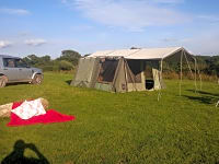 Tenda ja muntada 1 habitació